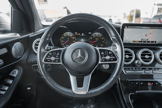 Used 2020 Mercedes-Benz GLC 300 GLC 300 image 31