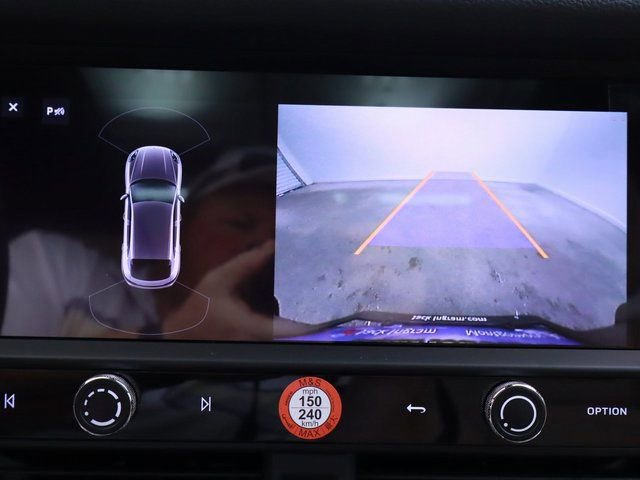 New 2024 Porsche Macan image 22