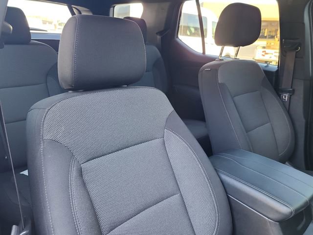 Used 2023 Chevrolet Traverse LT image 17