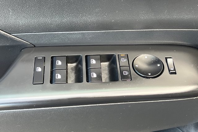 Used 2025 Hyundai Kona SEL AWD/4WD image 14