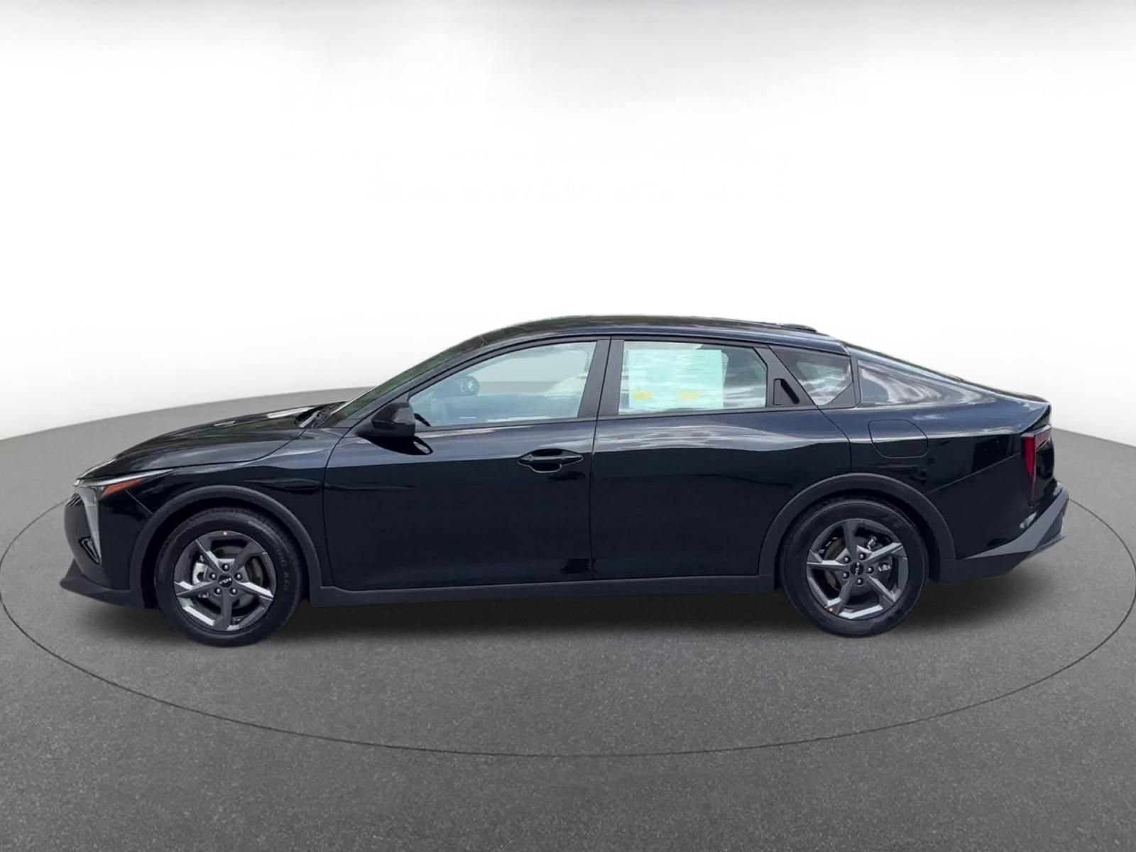 Used 2025 Kia K4 FWD image 9