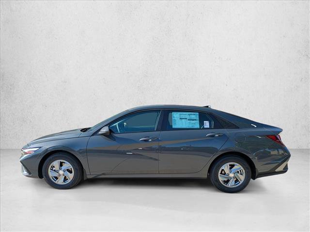 New 2026 Hyundai Elantra SE FWD image 5