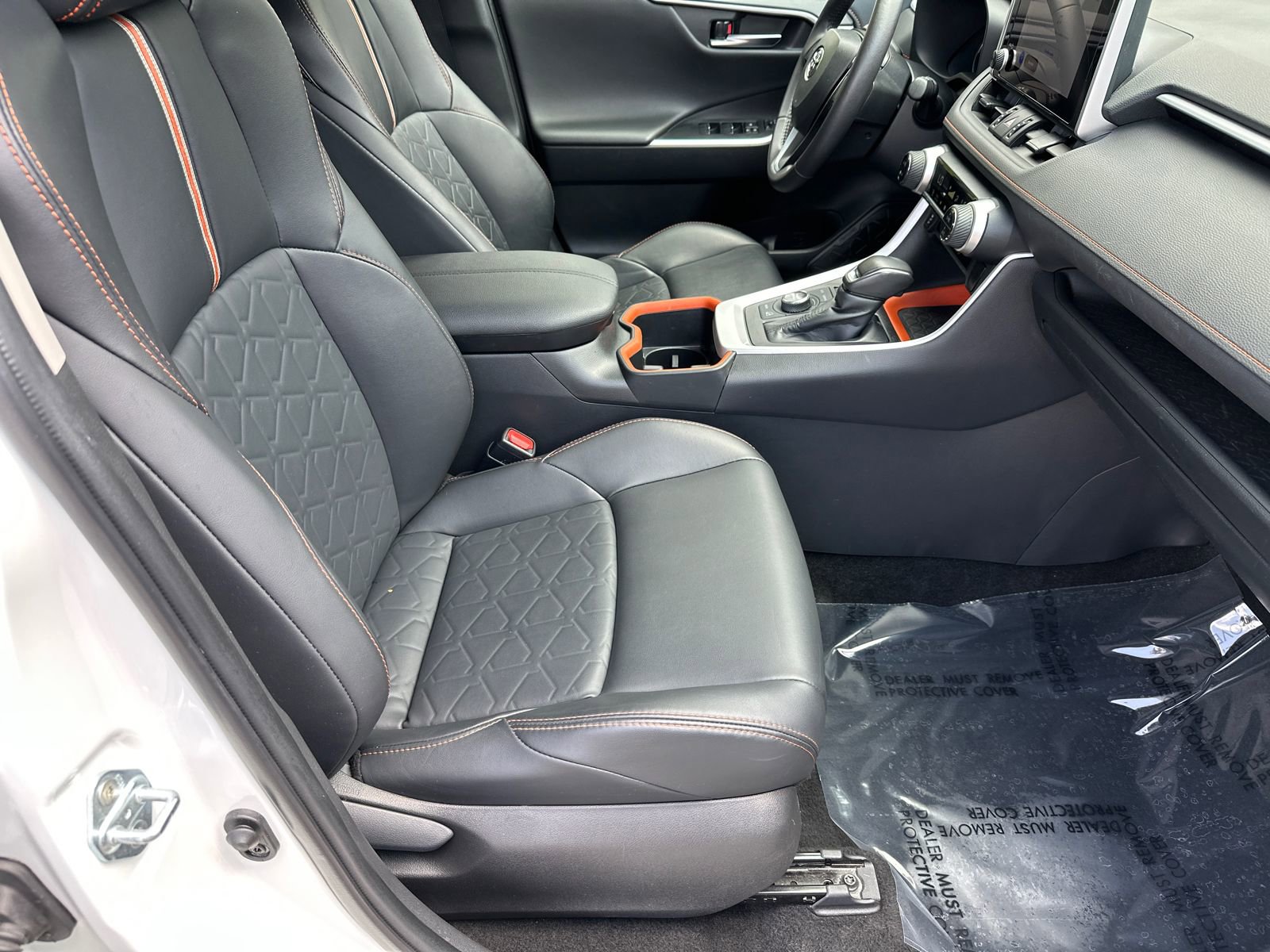 Used 2024 Toyota RAV4 Adventure AWD/4WD image 11