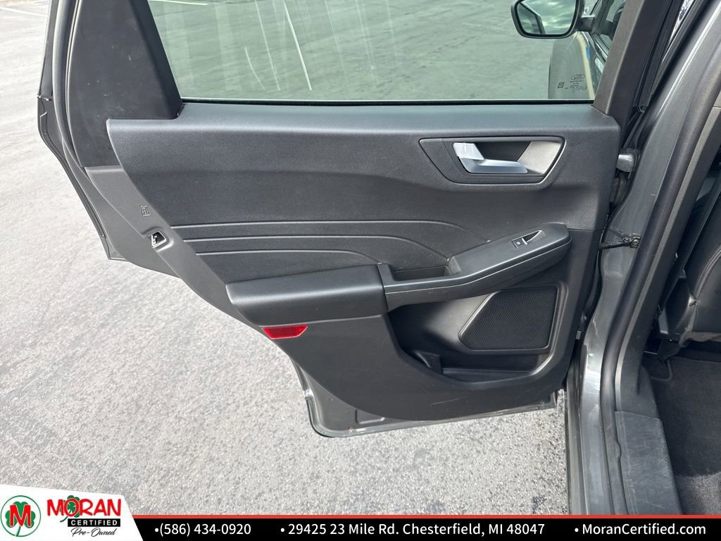 Used 2025 Ford Escape Platinum image 24
