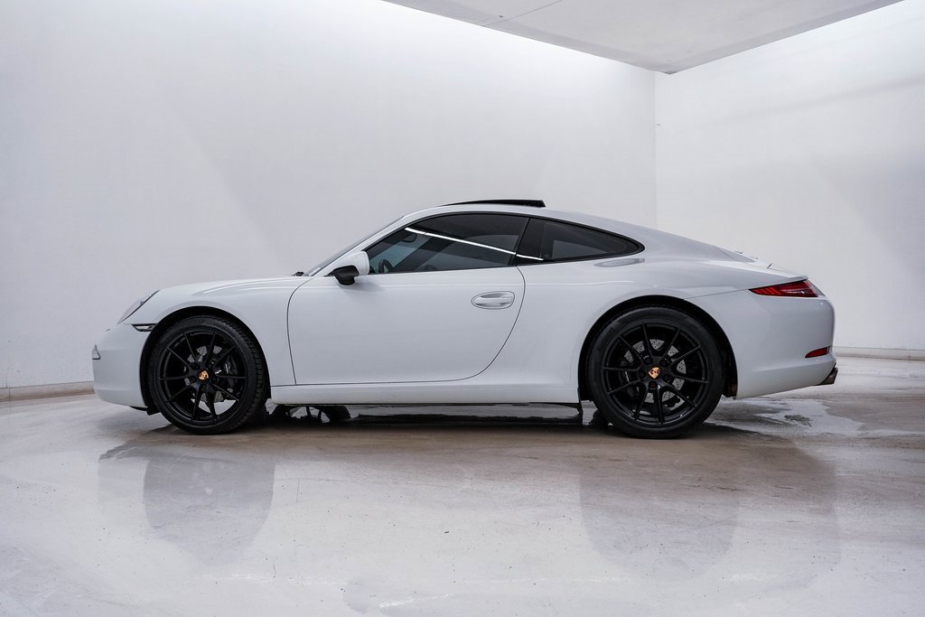 Certified 2015 Porsche 911 Carrera image 2