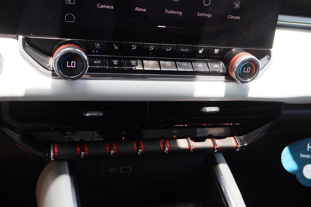 Certified 2024 GMC Canyon AT4X AWD/4WD image 18