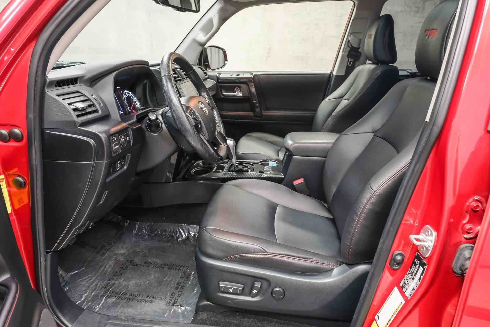 Used 2023 Toyota 4Runner TRD Off-Road Premium w/ Moonroof Package AWD/4WD image 25