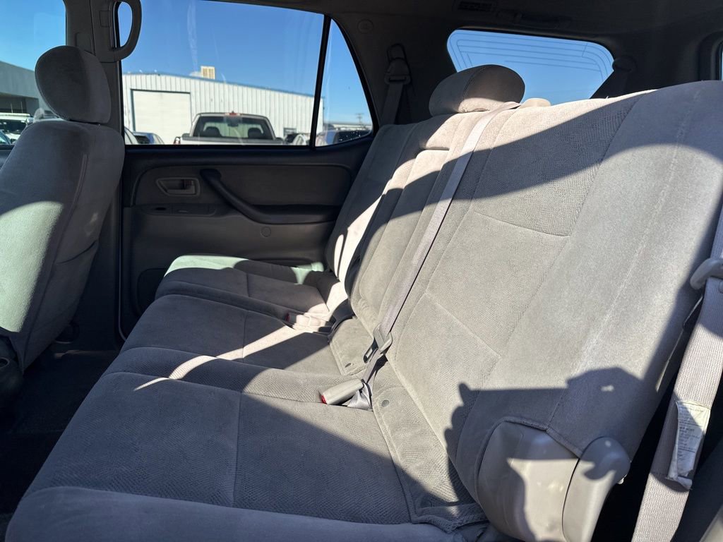 Used 2005 Toyota Sequoia SR5 image 18