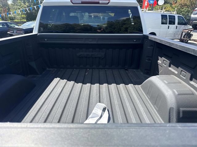 Used 2022 GMC Sierra 1500 AT4 w/ Driver Alert Package I image 8