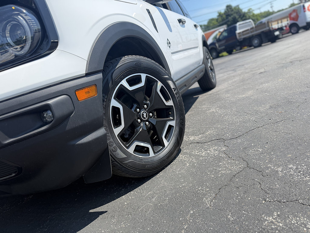 Certified 2022 Ford Bronco Sport Outer Banks AWD/4WD image 2