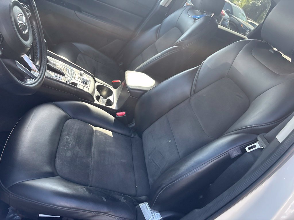 Used 2018 MAZDA CX-5 Touring w/ Preferred Equipment Package FWD image 16