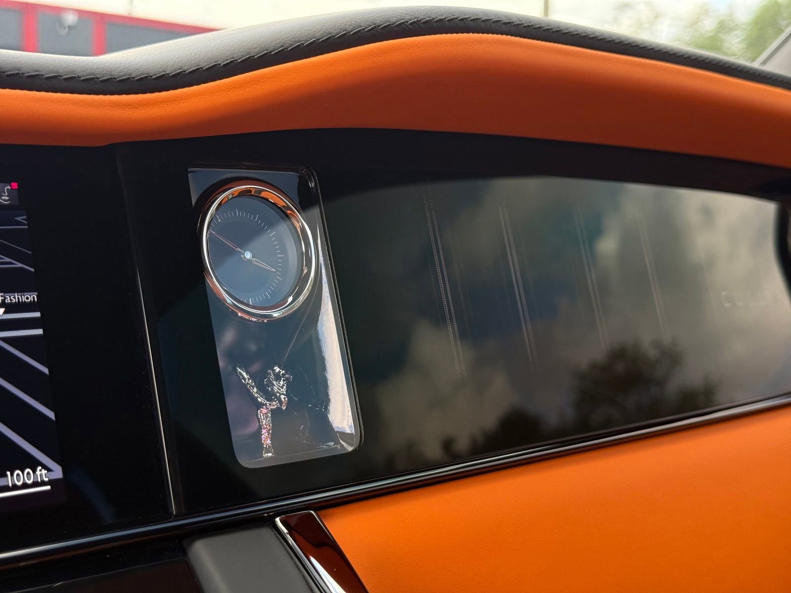 Used 2025 Rolls-Royce Cullinan image 48