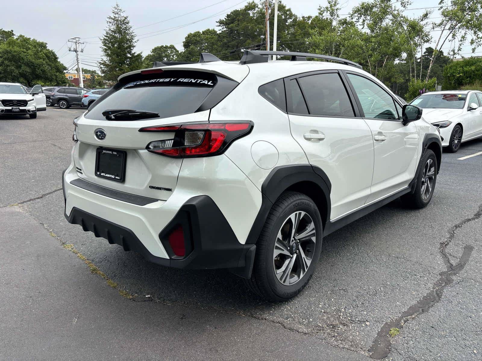 Used 2026 Subaru Crosstrek 2.5i Premium AWD/4WD image 3