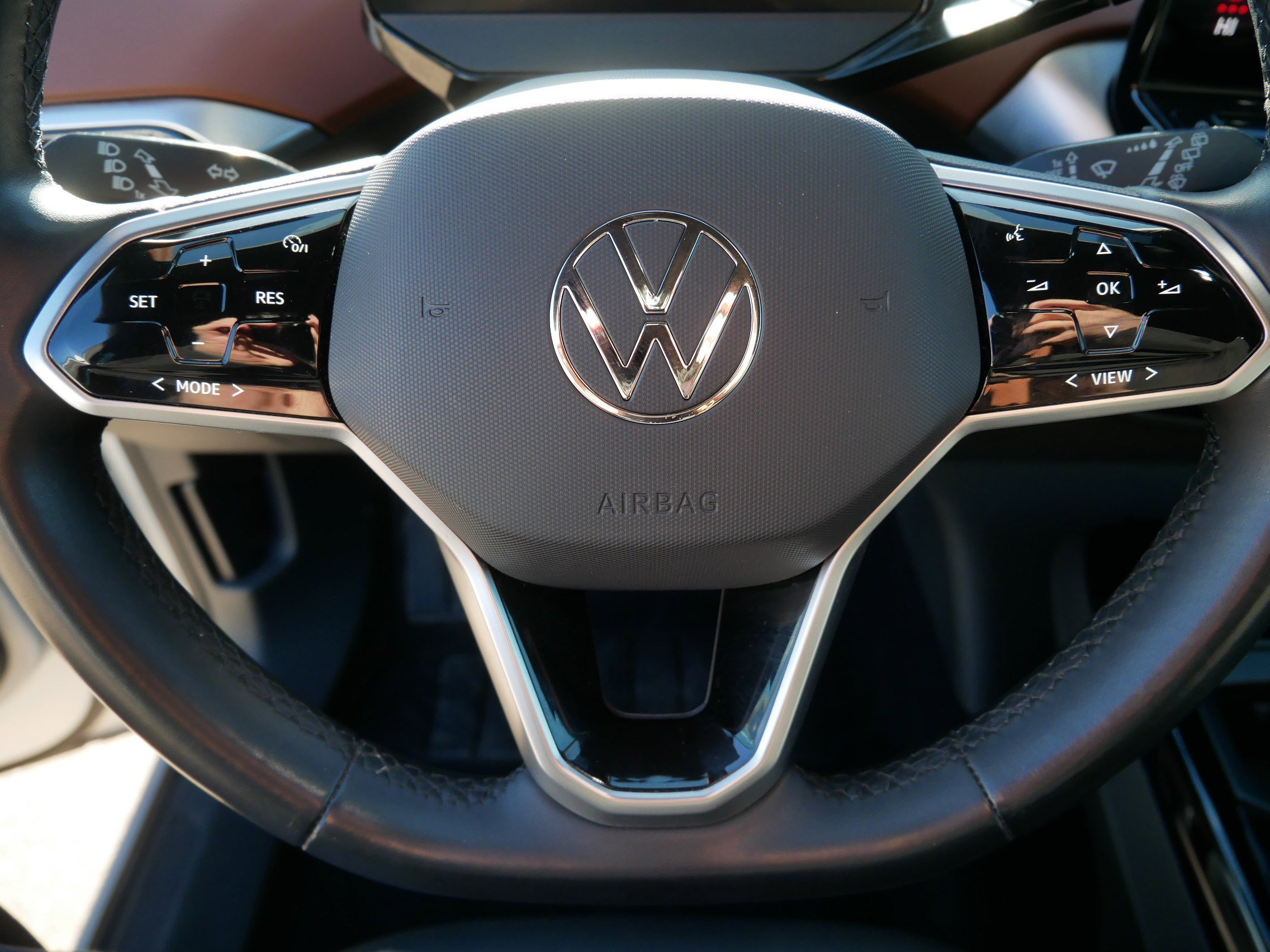 Used 2021 Volkswagen ID.4 Pro S image 25