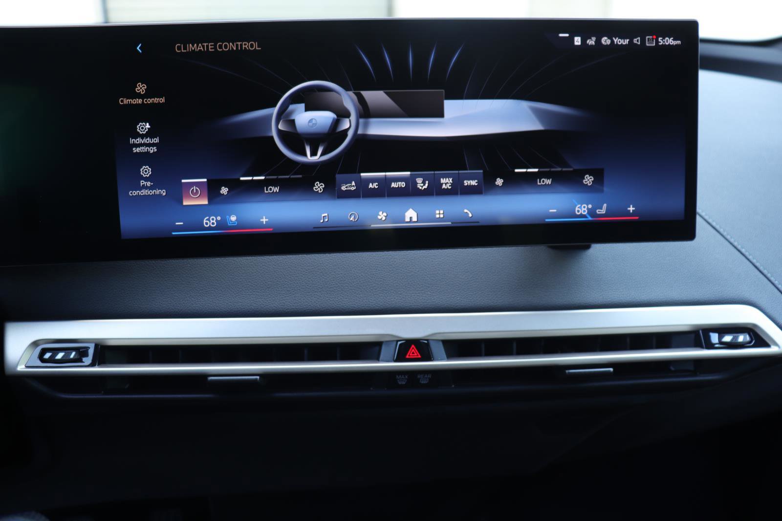New 2026 BMW iX xDrive60 image 29