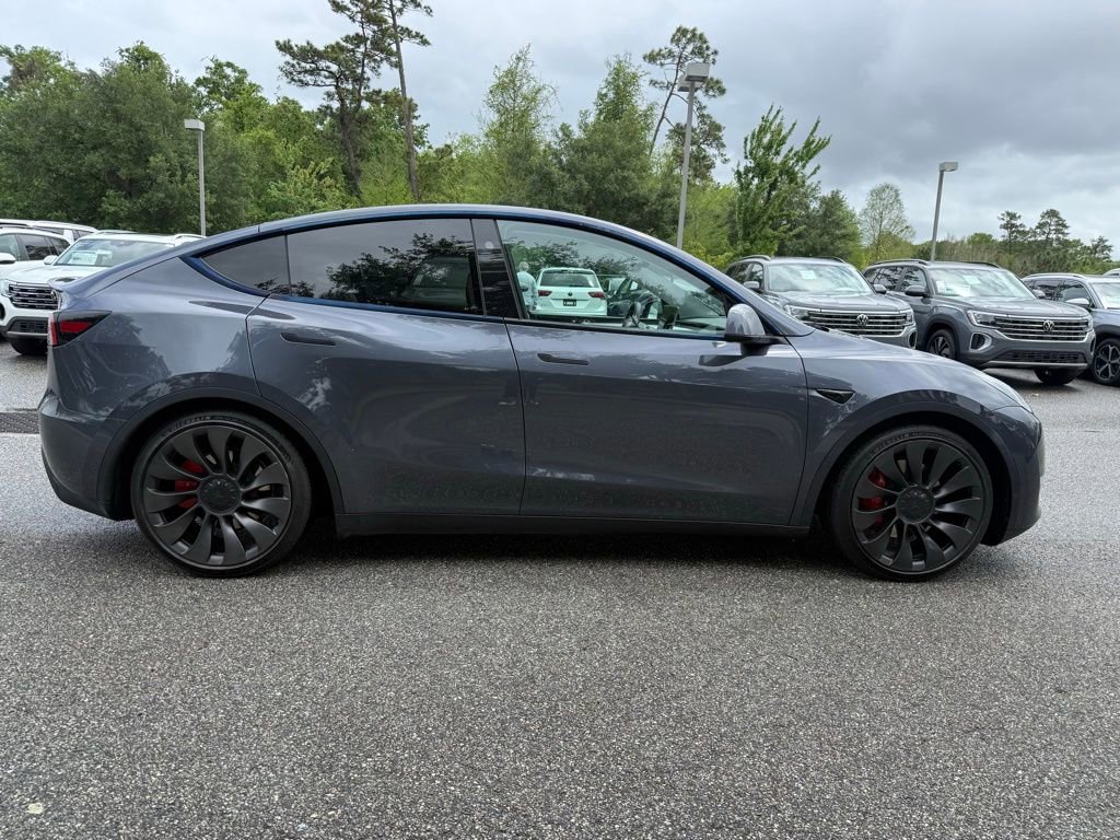 Used 2023 Tesla Model Y Performance image 8