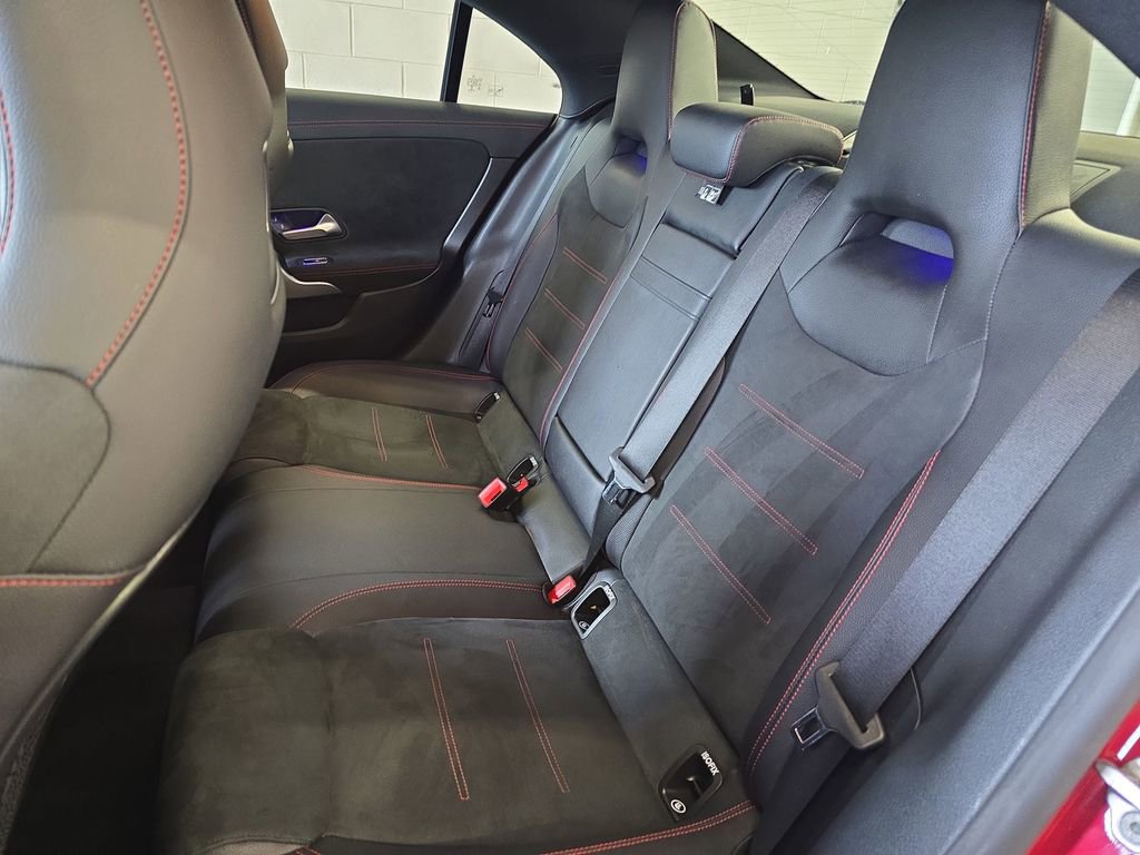 Used 2020 Mercedes-Benz CLA 250 image 16