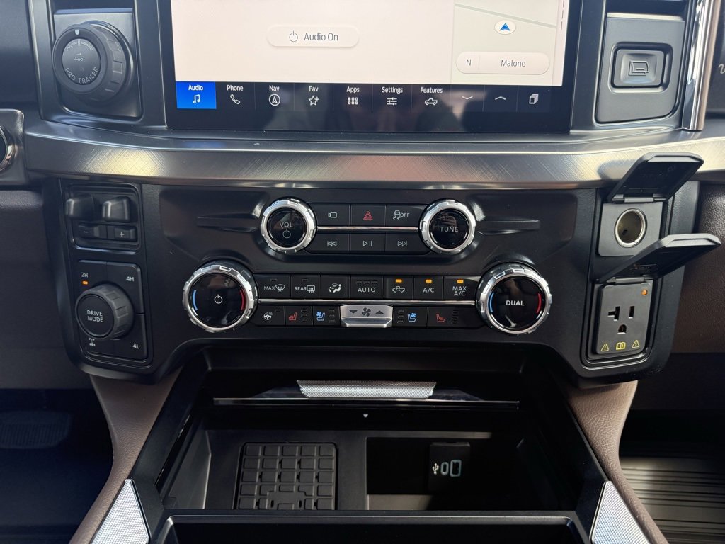 New 2025 Ford F350 King Ranch w/ Chrome Package image 27