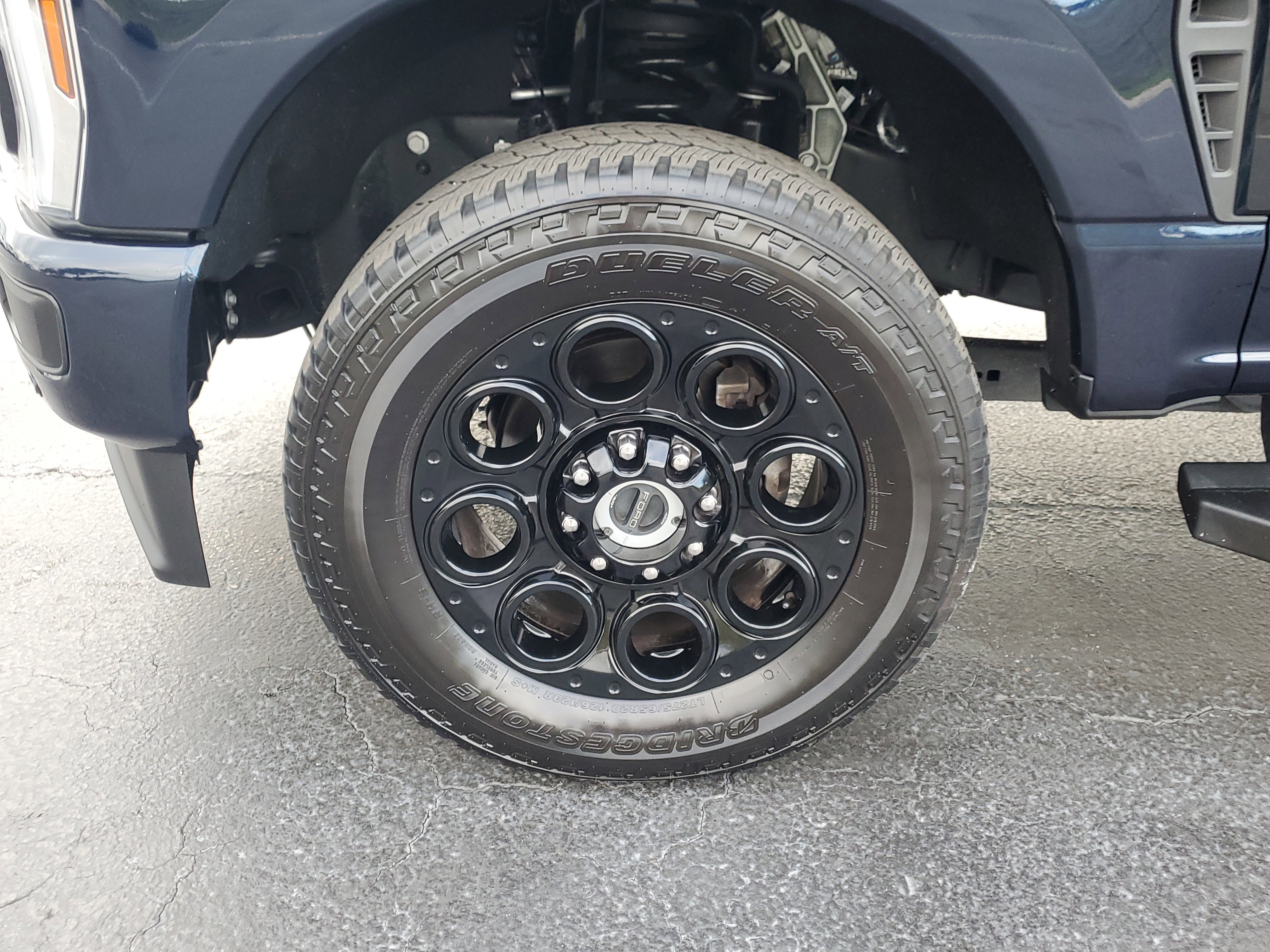 Used 2024 Ford F250 Lariat w/ Lariat Ultimate Package image 5