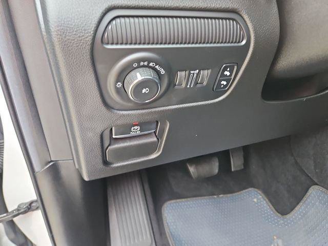 Used 2022 Jeep Wagoneer Series I w/ Premium Group I AWD/4WD image 18