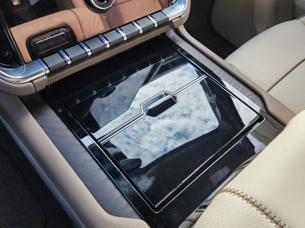 New 2026 GMC Yukon XL Denali w/ Sun & Power Step Package image 34