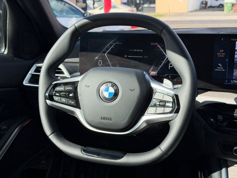 Used 2025 BMW 330i xDrive Sedan image 27