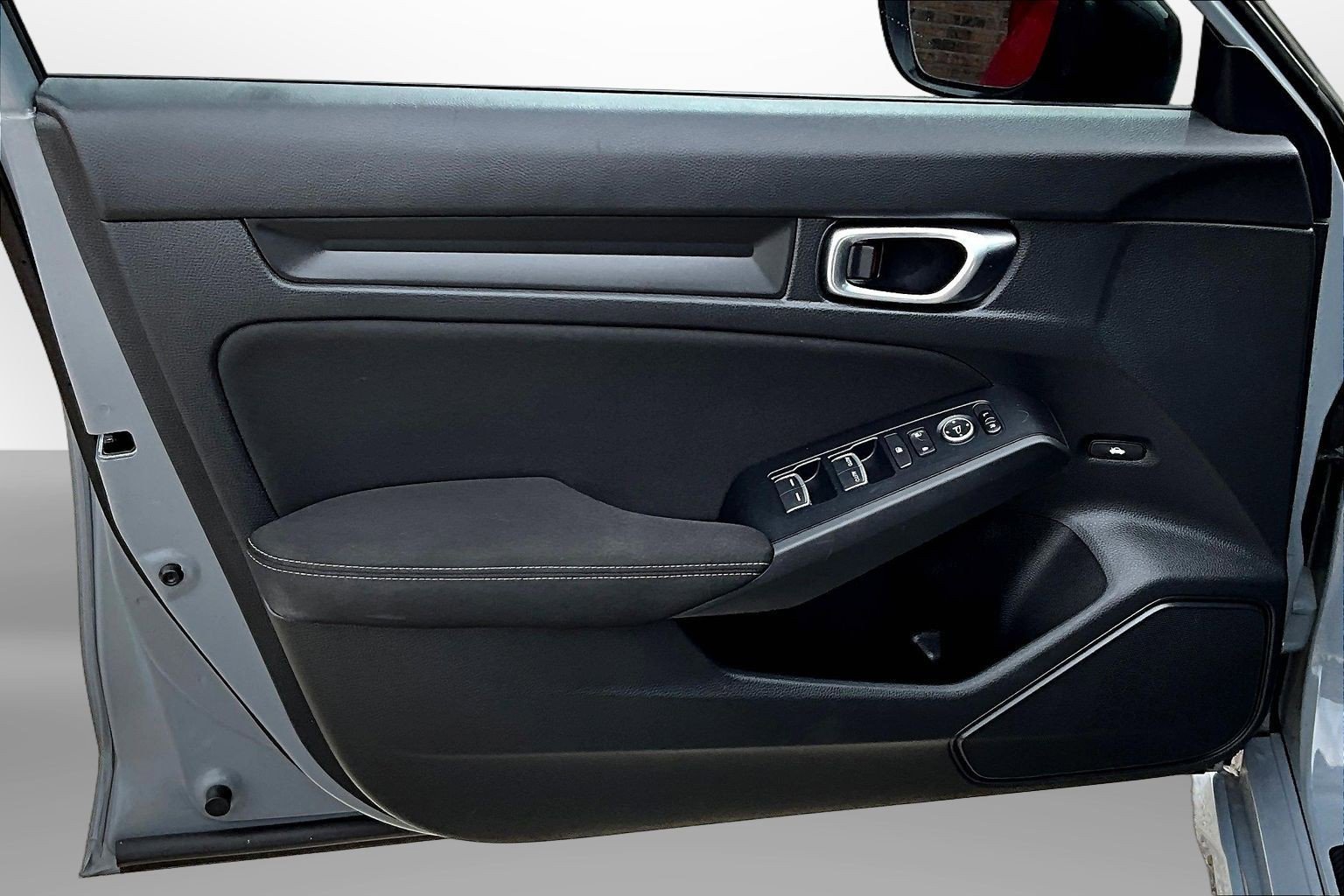 Used 2025 Honda Civic Sport image 25