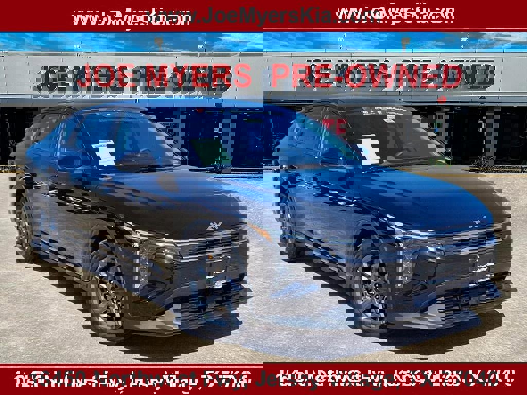 Certified 2025 Kia K4 LXS