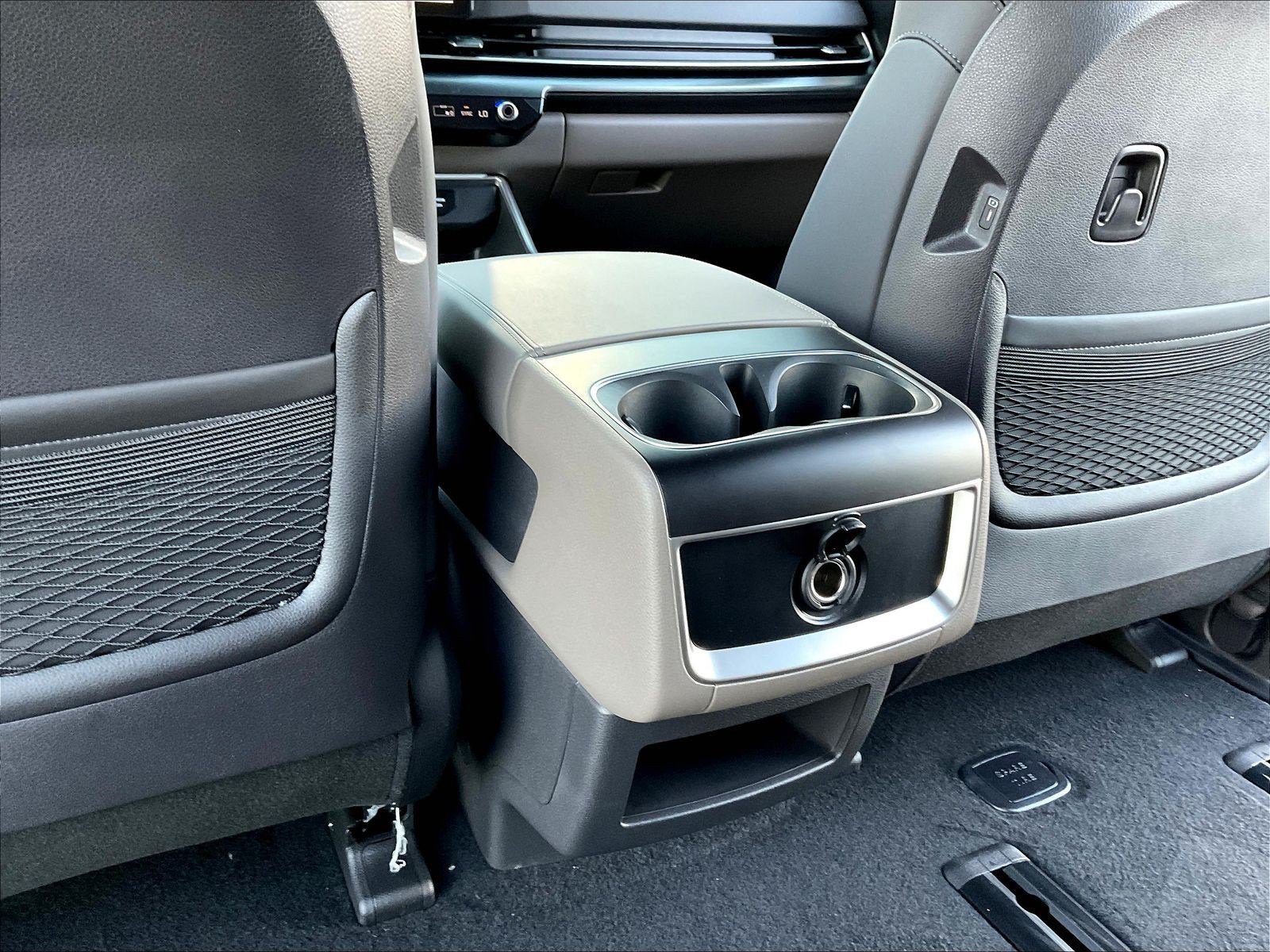 New 2027 Kia Carnival FWD image 26
