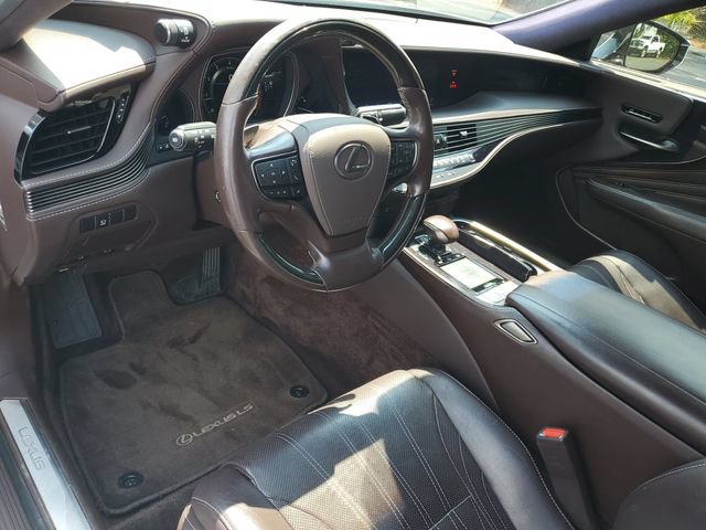 Used 2018 Lexus LS 500 w/ Interior Upgrade Package RWD image 18