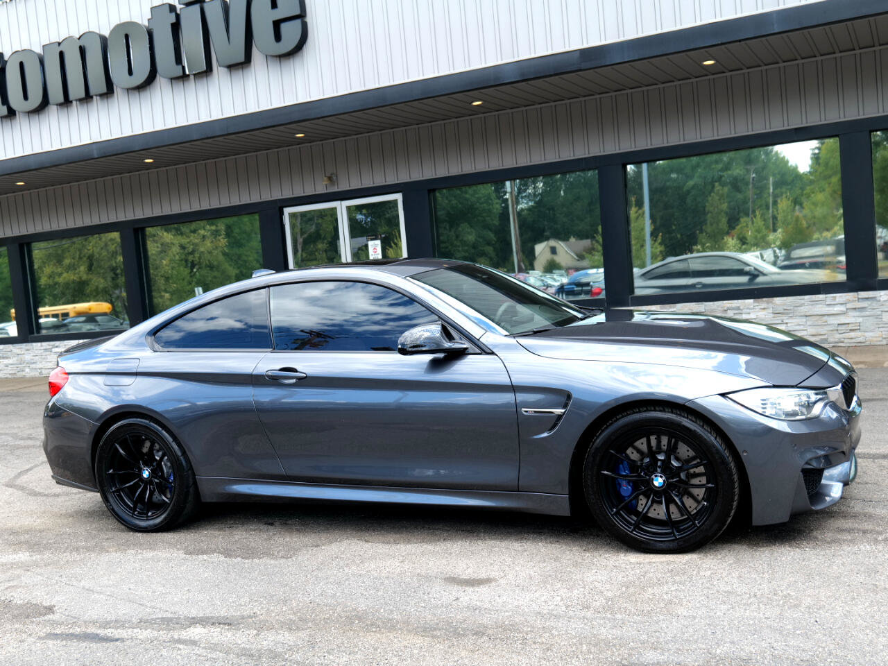 Used 2015 BMW M4 Coupe image 3