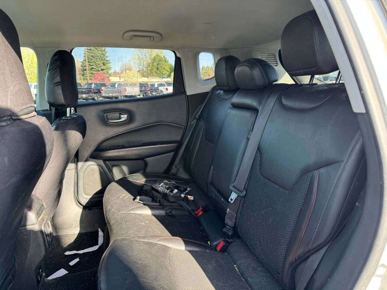 Used 2020 Jeep Compass Trailhawk AWD/4WD image 13