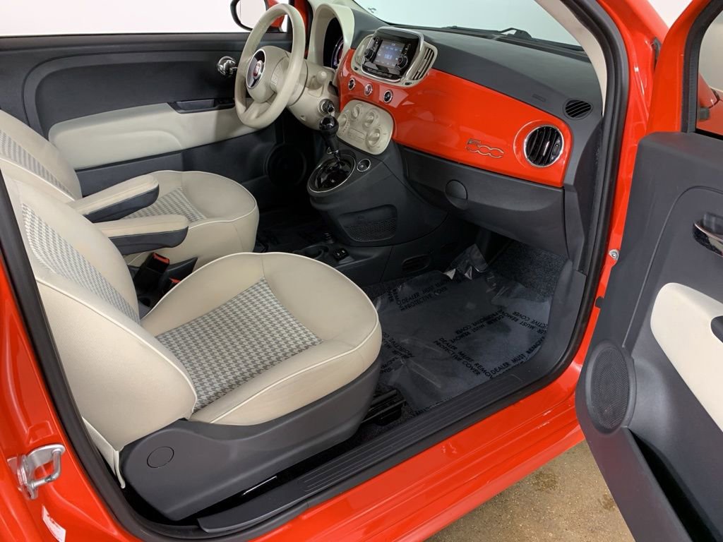 Used 2017 FIAT 500 Pop w/ Sport Appearance Package image 31