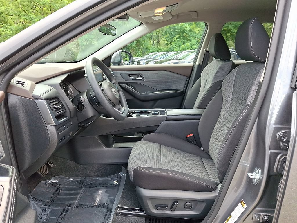 Certified 2023 Nissan Rogue SV AWD/4WD image 14
