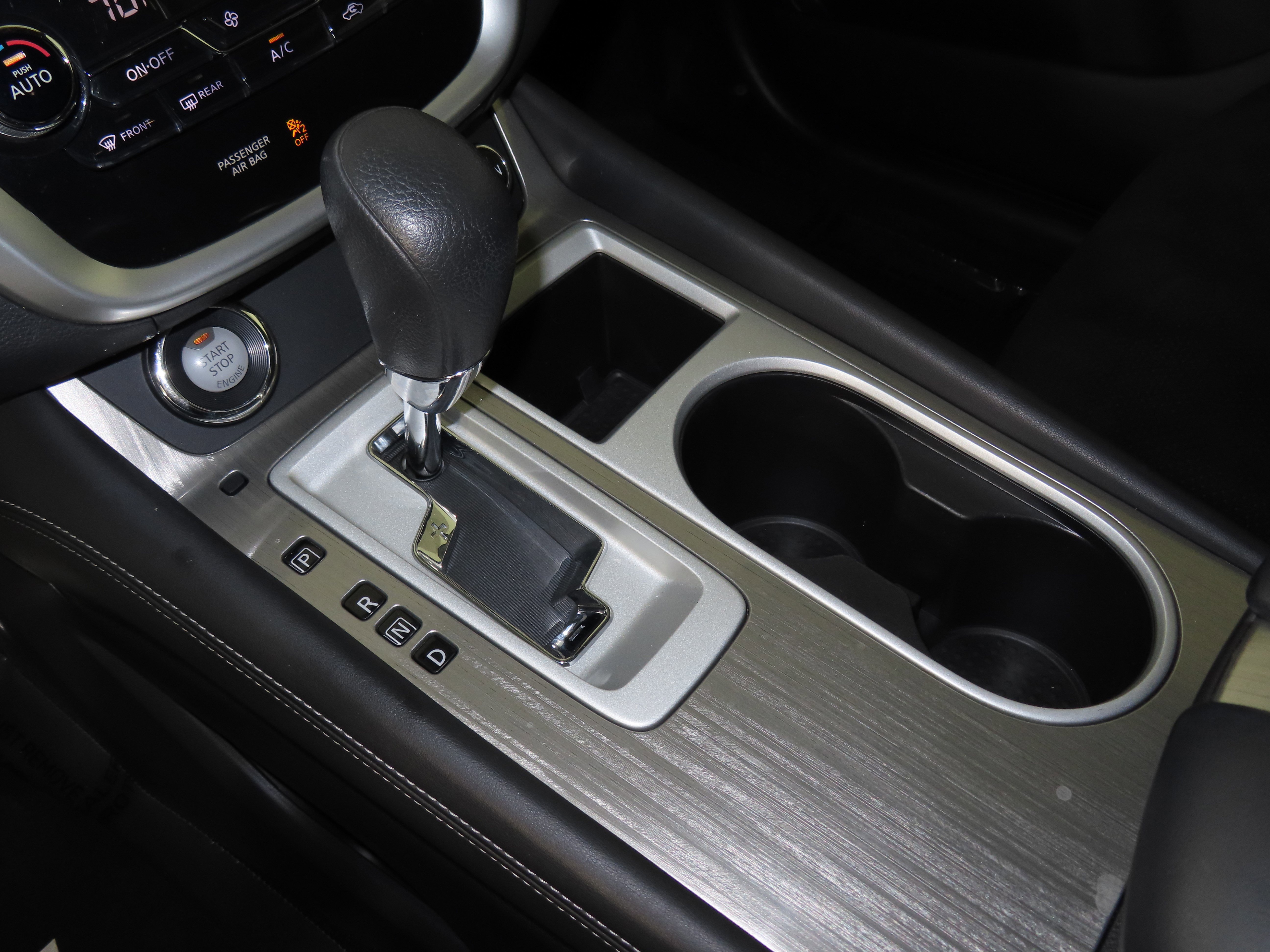 Used 2018 Nissan Murano S image 24