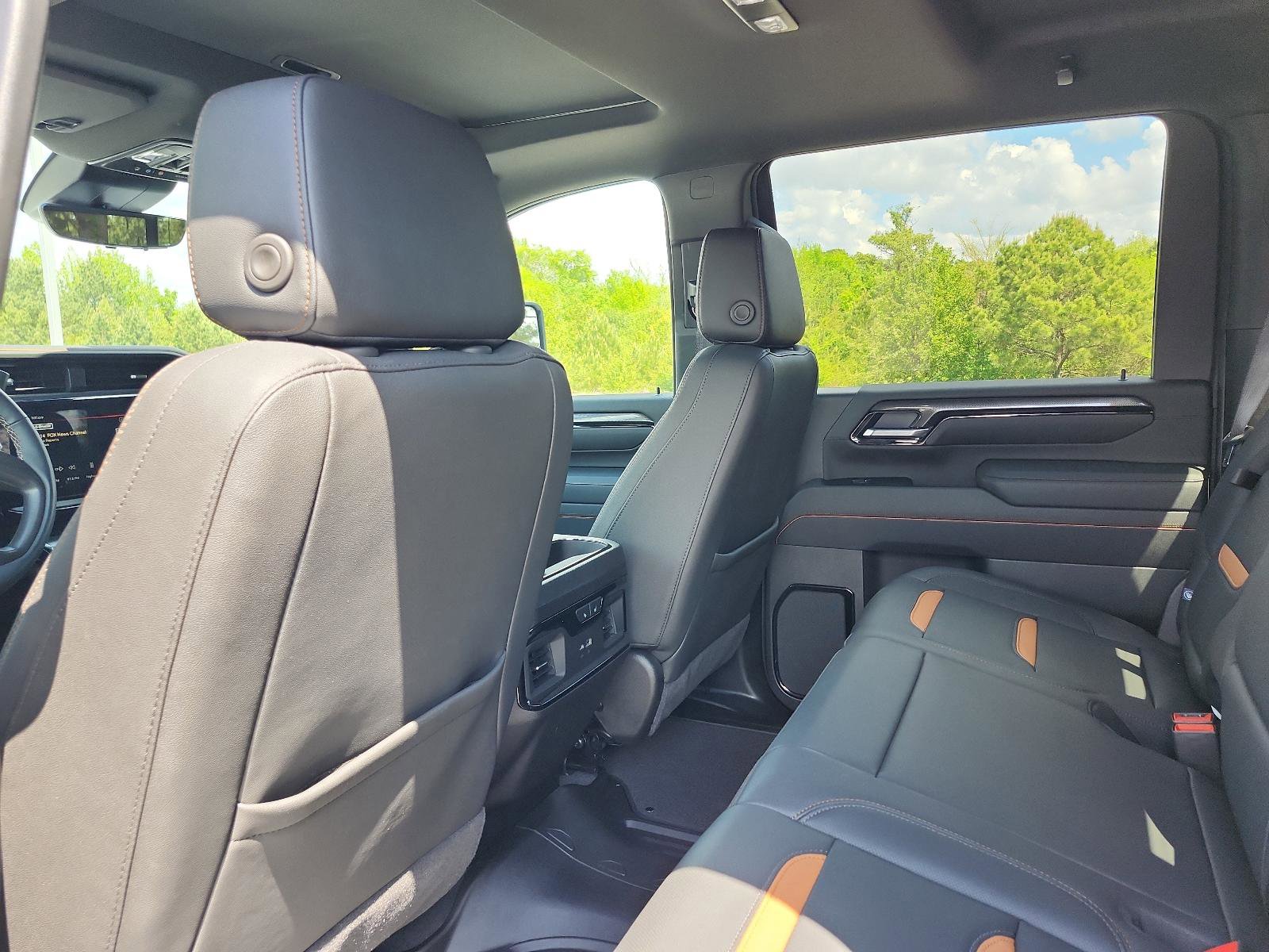 Certified 2025 GMC Sierra 2500 AT4 w/ AT4 Premium Plus Package image 15