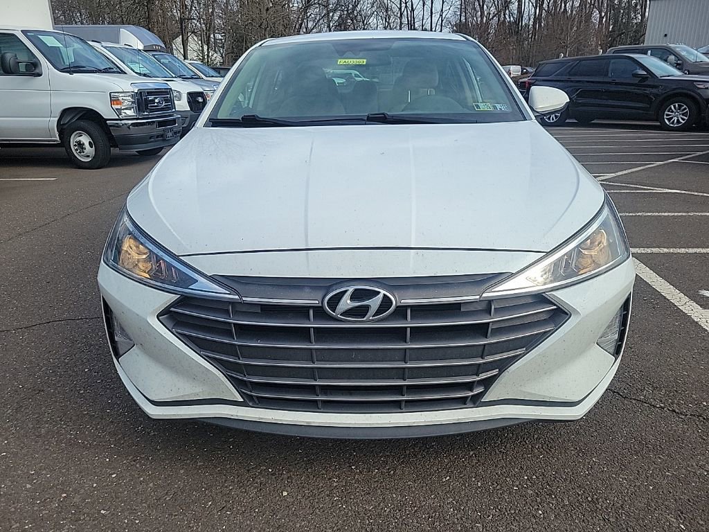 Used 2020 Hyundai Elantra SE w/ Convenience Package (C2) image 2
