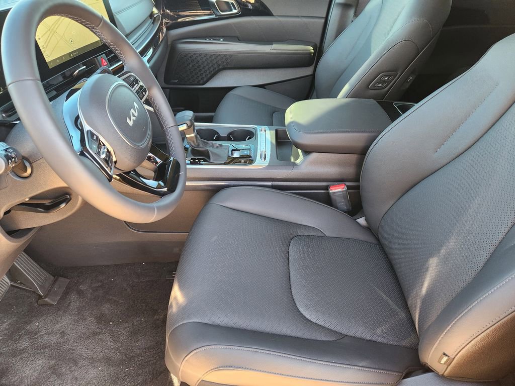New 2026 Kia Carnival SX Prestige FWD image 9