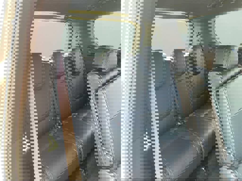 New 2025 Nissan Armada PRO-4X w/ Pro-4X Premium Package image 23