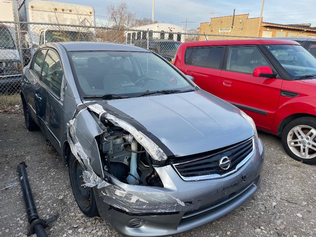 Used 2010 Nissan Sentra 2.0 S image 2