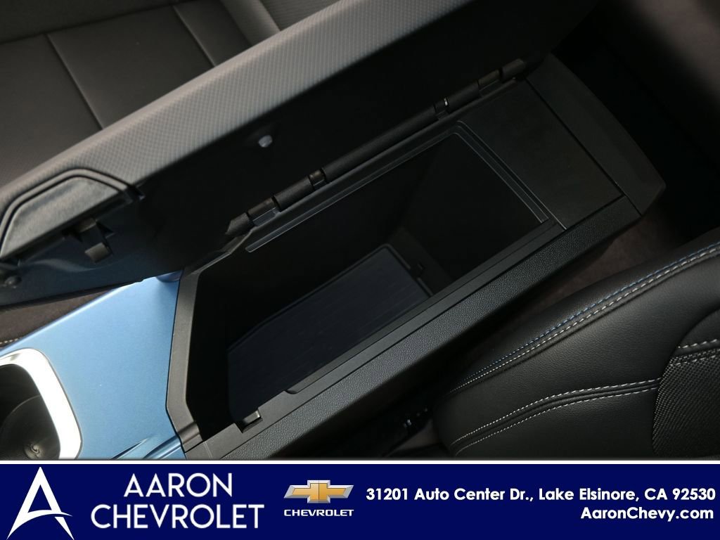 New 2026 Chevrolet Equinox EV LT image 32