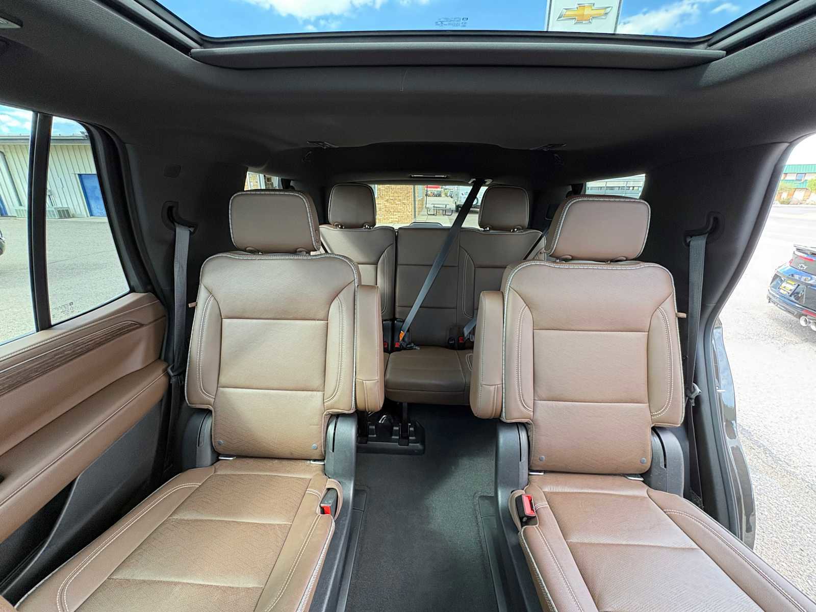 Used 2021 Chevrolet Tahoe High Country AWD/4WD image 32