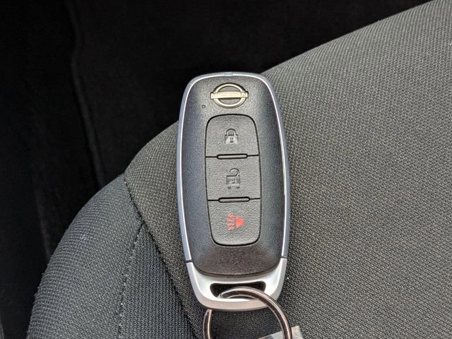 Used 2024 Nissan Kicks S image 30