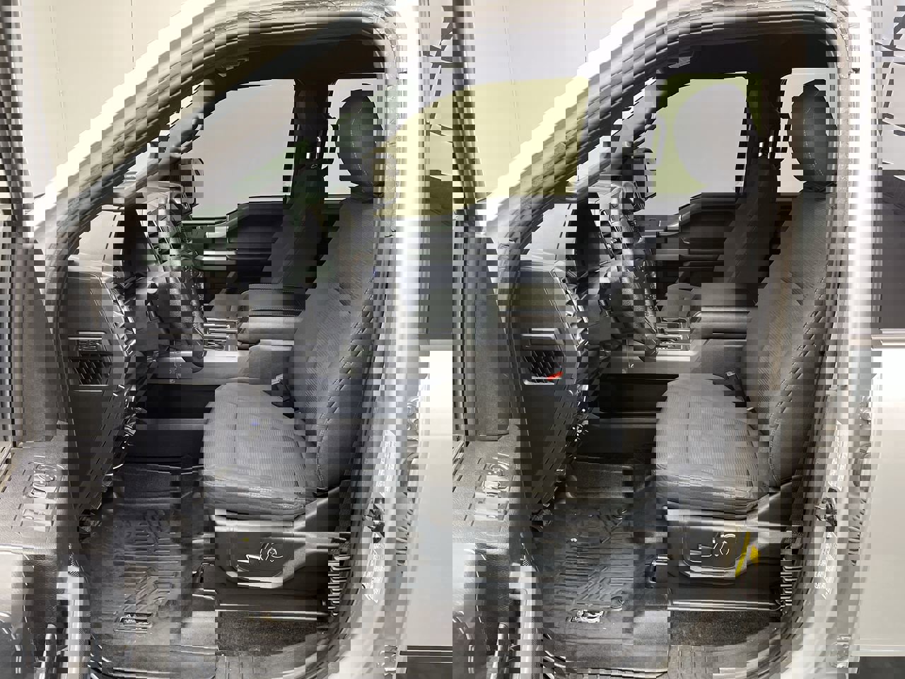 Used 2016 Ford F150 XLT w/ Equipment Group 302A Luxury video 3