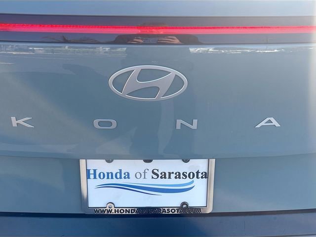 Used 2024 Hyundai Kona Limited image 13