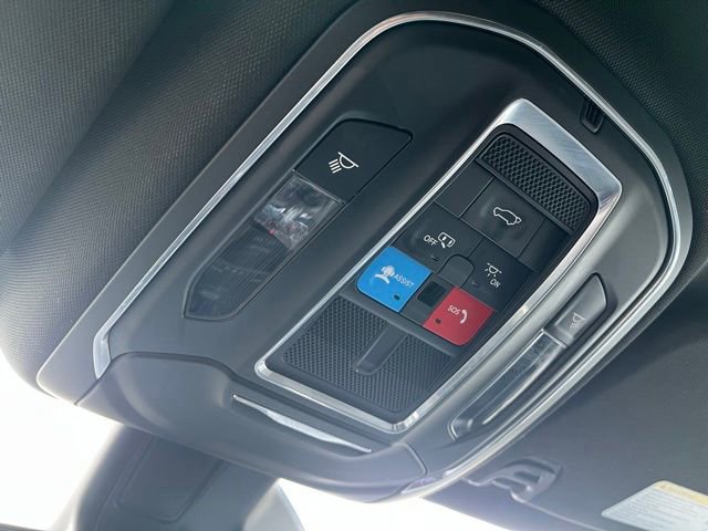 Used 2023 Jeep Wagoneer L Series III w/ Preferred Equipment Group image 47