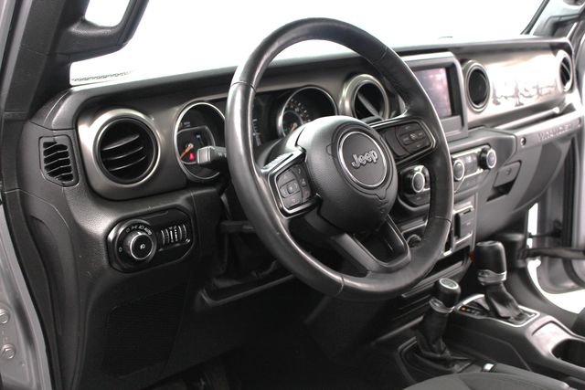 Used 2019 Jeep Wrangler Unlimited Sport S AWD/4WD image 14