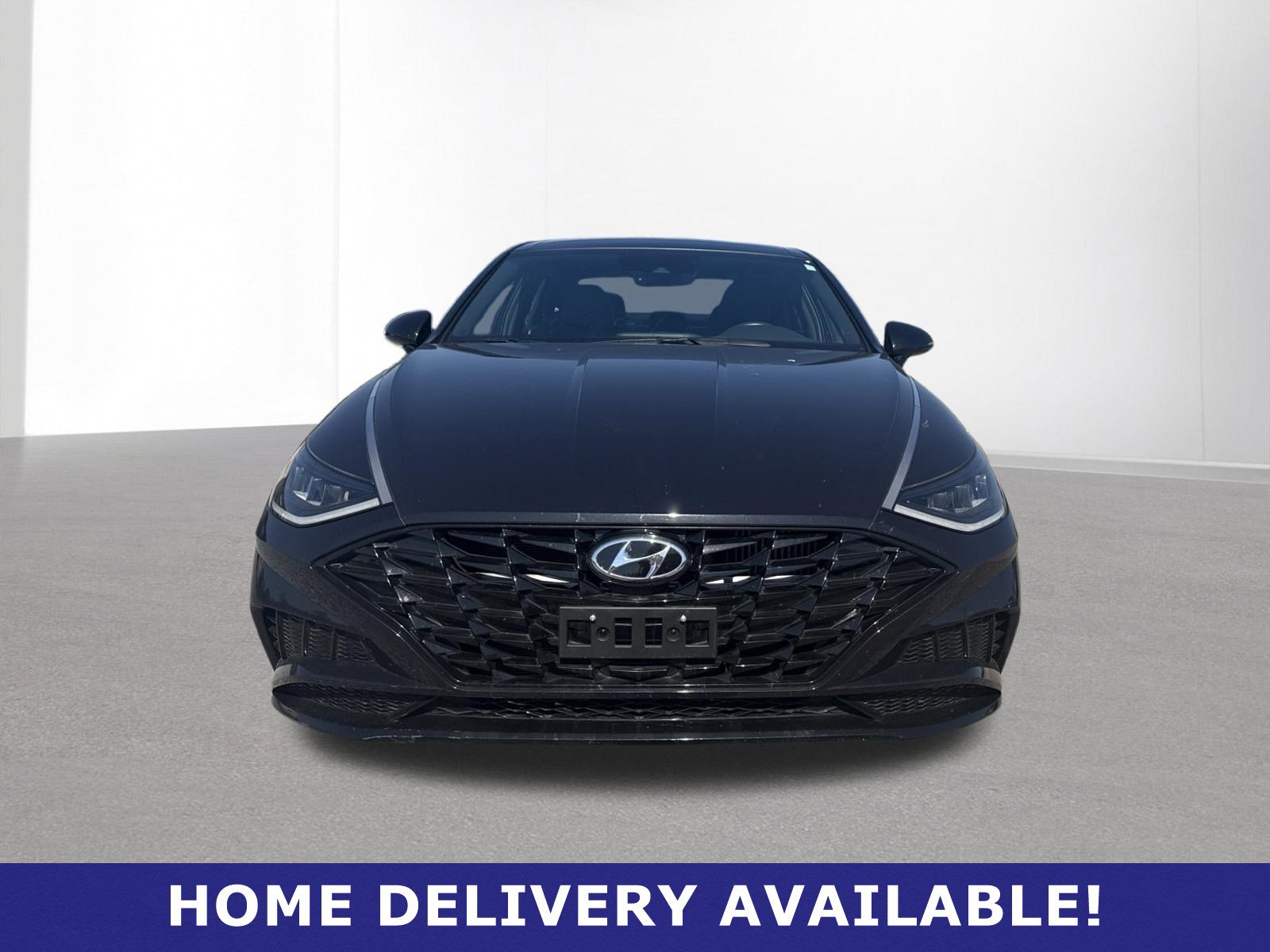 Used 2023 Hyundai Sonata SEL Plus w/ Cargo Package FWD image 2