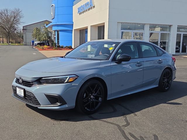Used 2023 Honda Civic Sport image 3