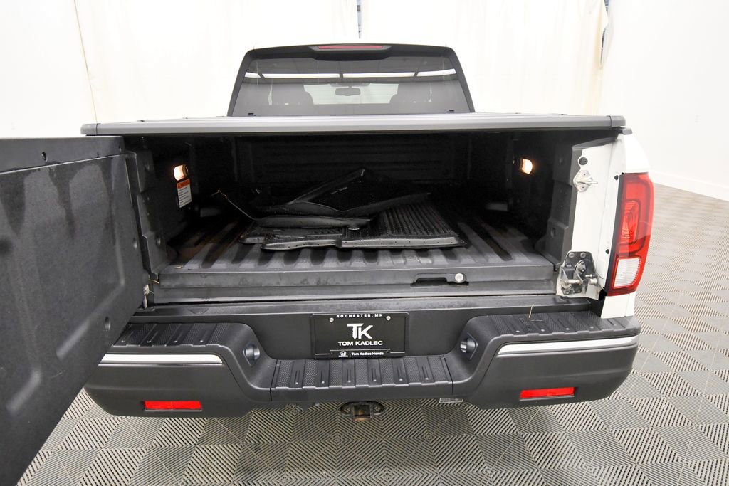 Certified 2017 Honda Ridgeline RTL image 7